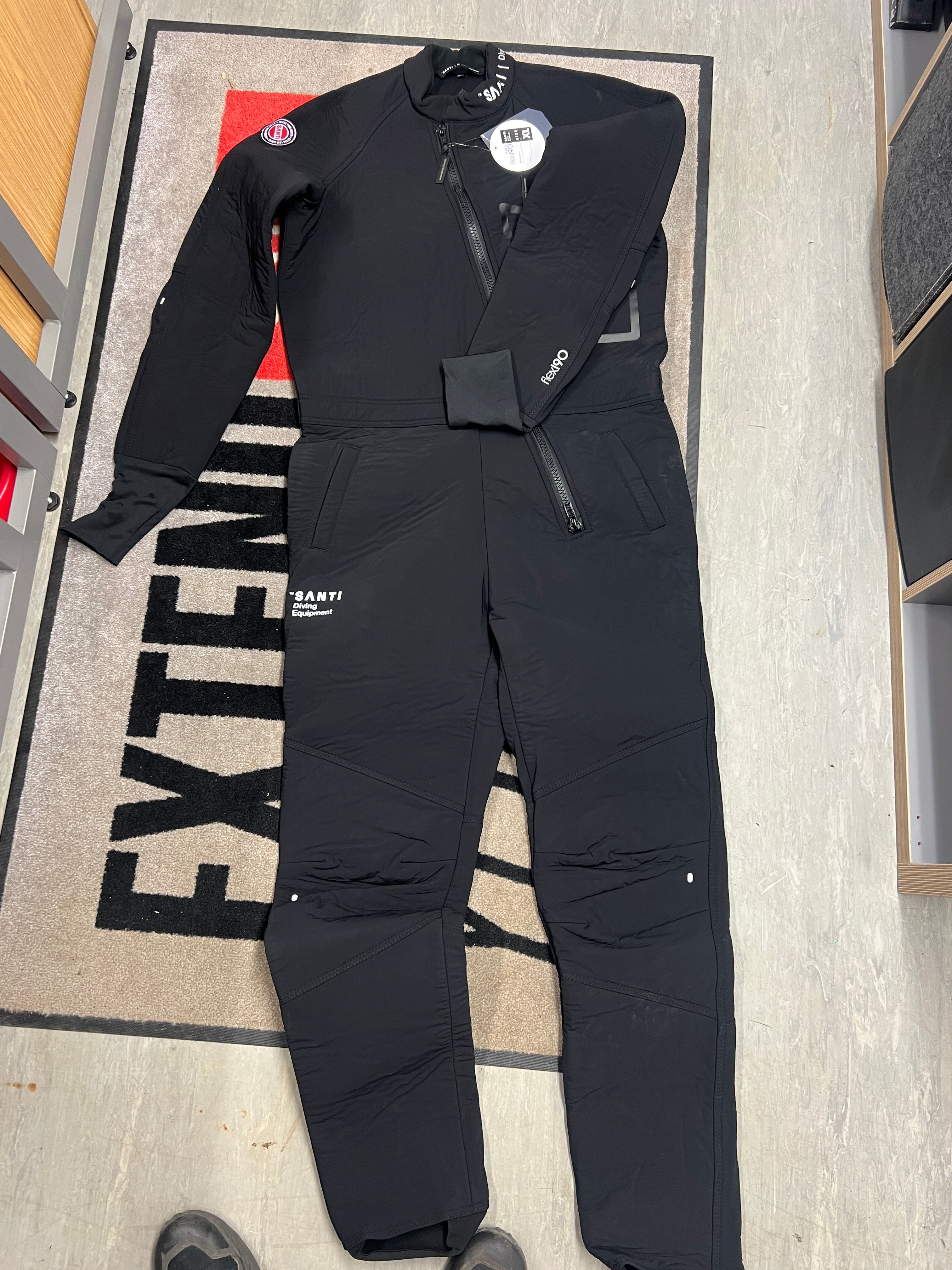 SANTI Flex 190 Undersuit (NEW Ex-Demo)