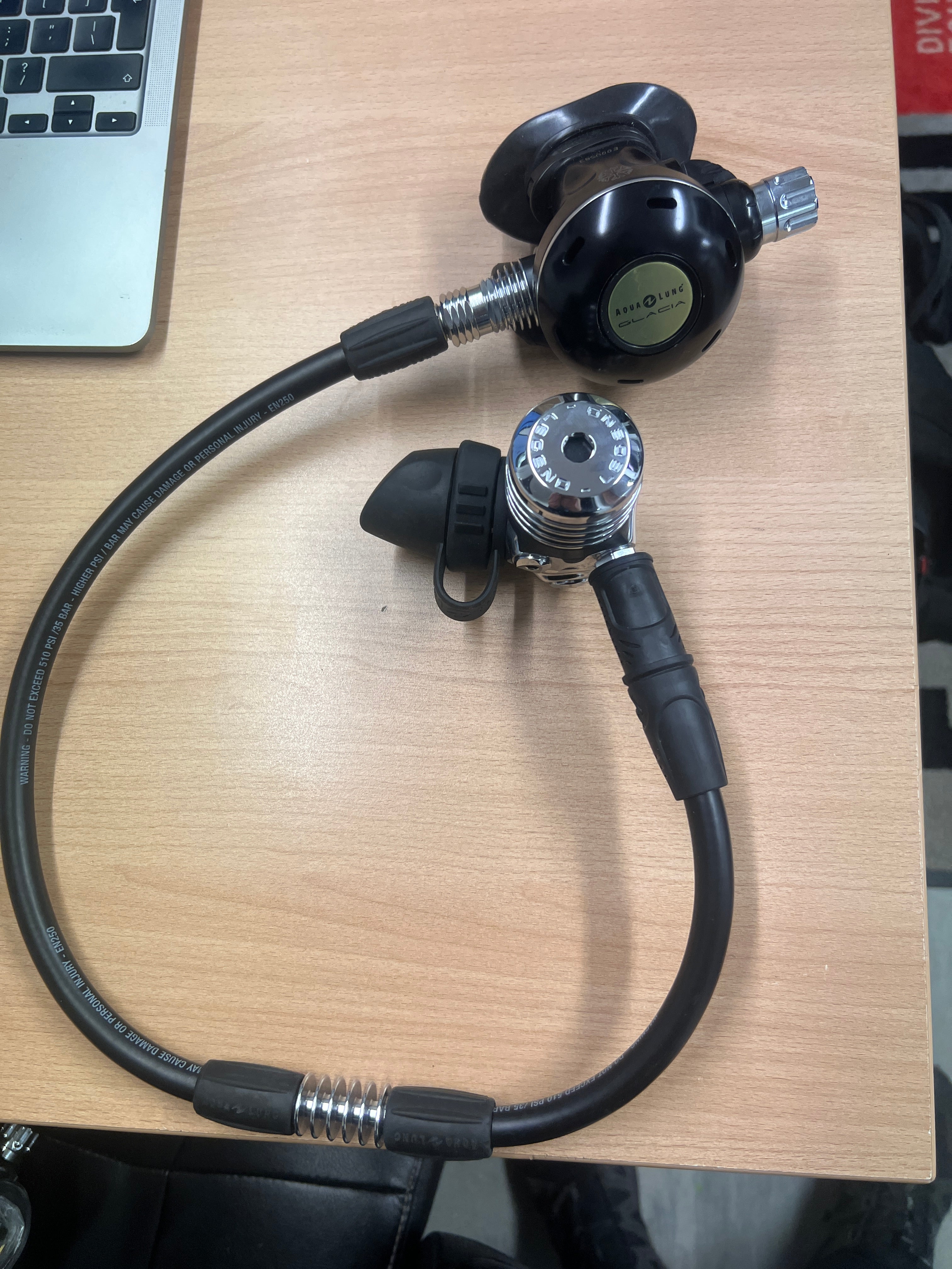 Aqualung Glacia with Legend 1st Stage