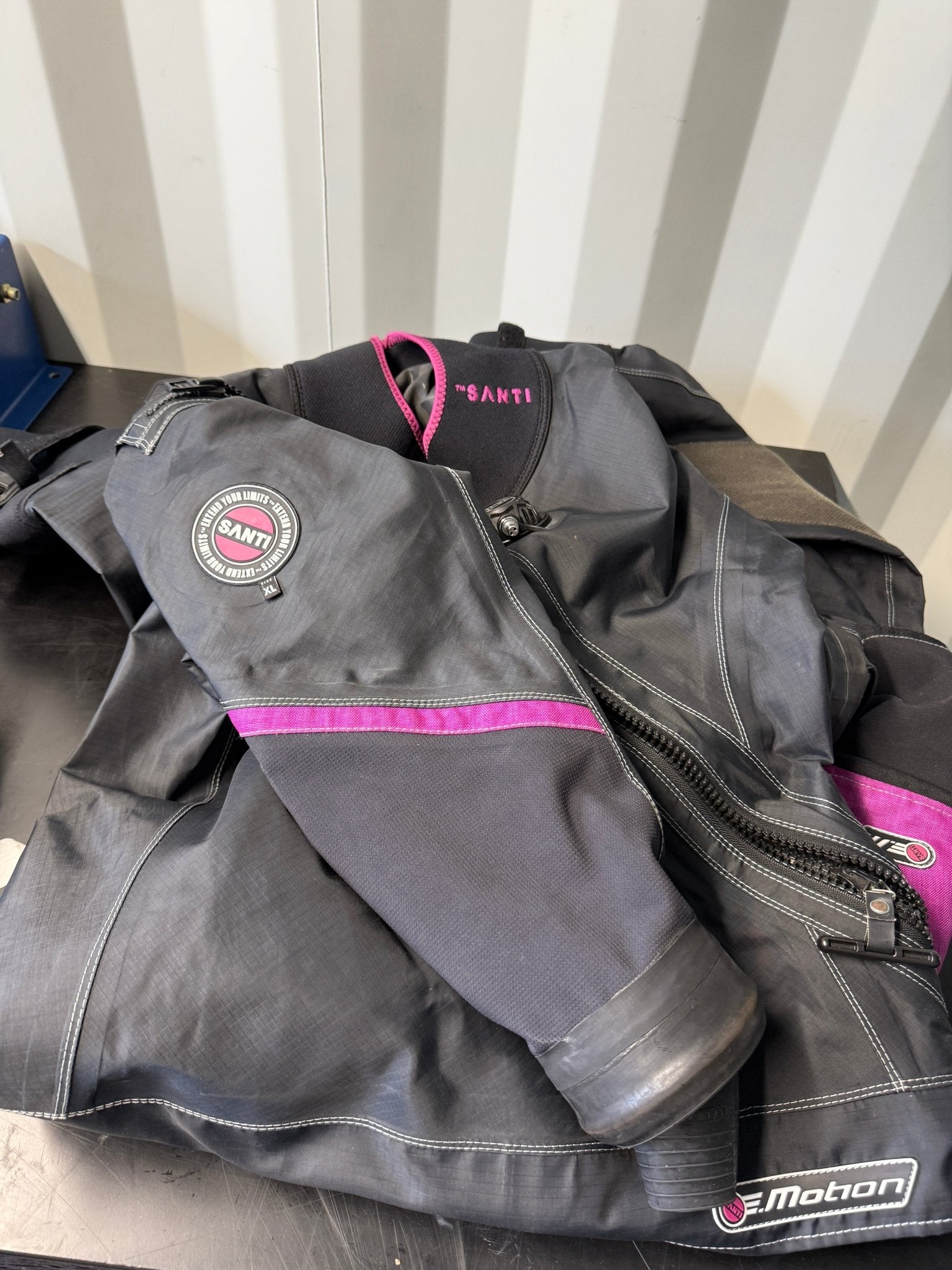 USED SANTI LF Emotion Size XL + L Boots - CCR LAB